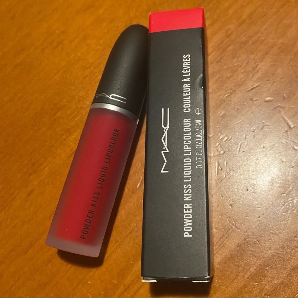 MAC Powder Kiss Liquid Lipcolour MACsmash